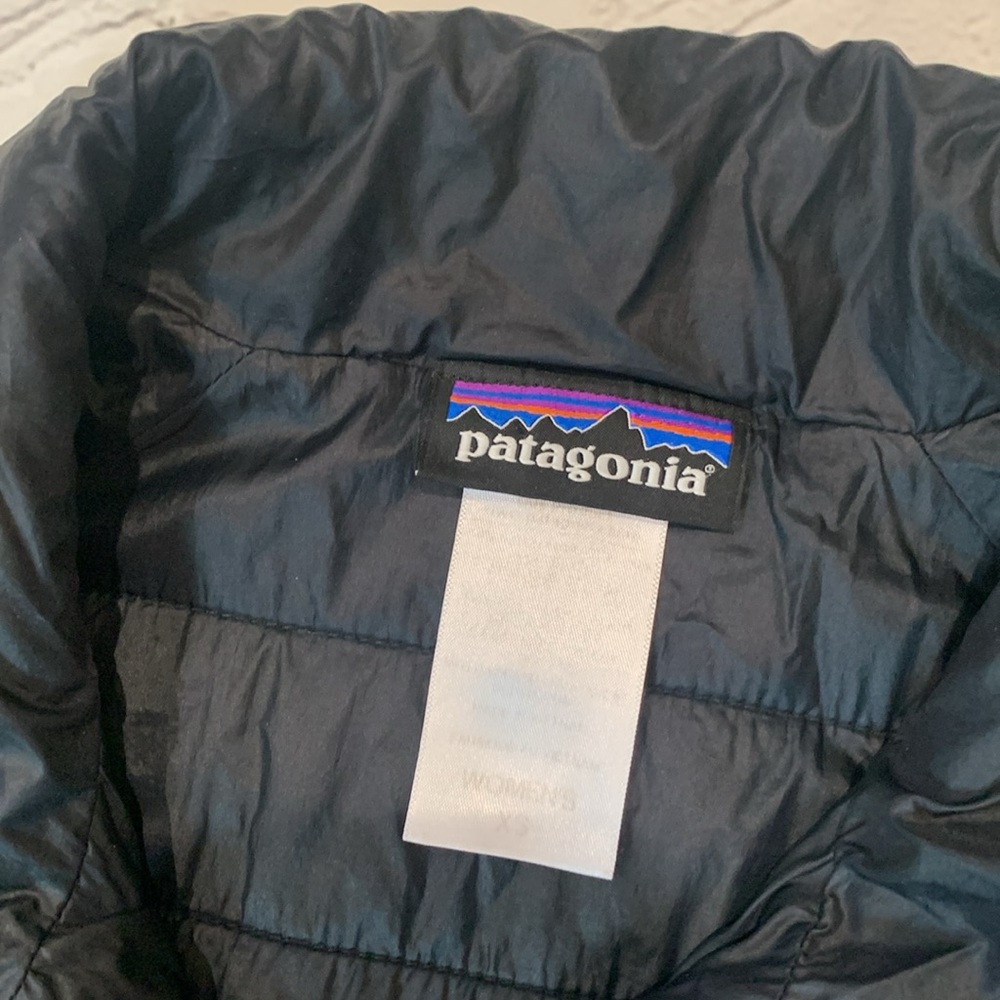 Patagonia Kai Lee Parka in Black - Picture 5 of 13